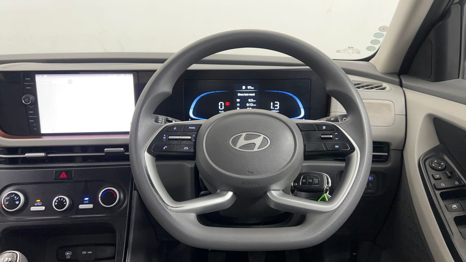 Used 2024 Hyundai Creta 1.5 MPi Petrol MT E Petrol Manual interior STEERING VIEW