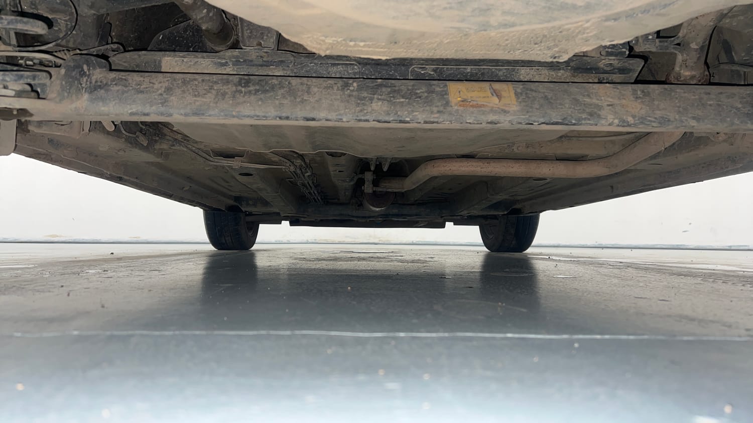 Used 2020 Tata Altroz XZ (O) Petrol Petrol Manual extra REAR UNDERBODY VIEW (TAKEN FROM REAR)