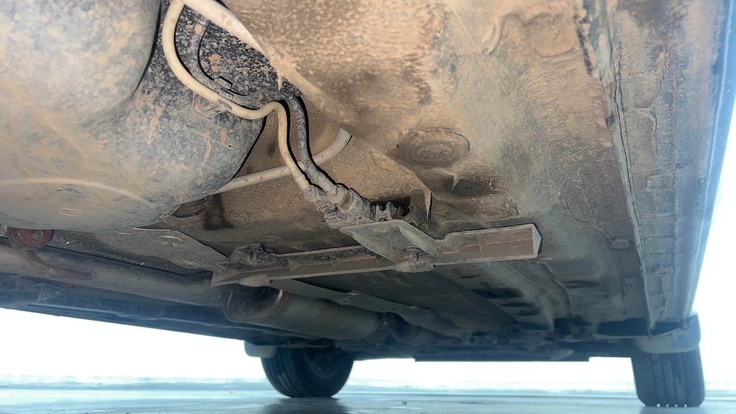 Used 2023 Skoda Slavia Style 1.0L TSI MT Petrol Manual extra REAR RIGHT UNDERBODY VIEW