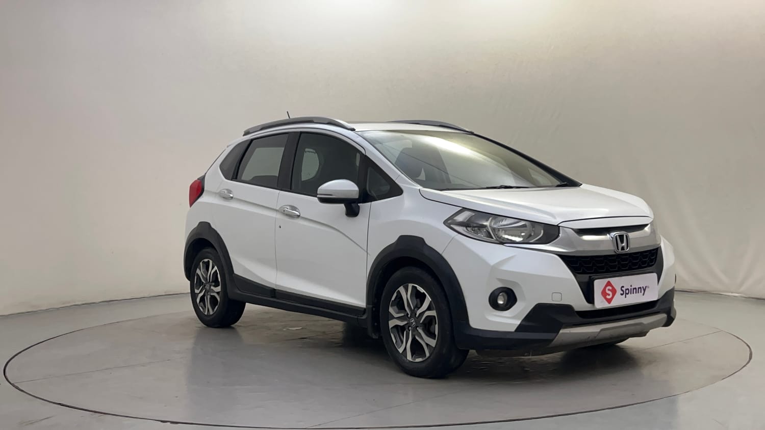 Used 2017 Honda WR-V VX MT Diesel Diesel Manual exterior RIGHT FRONT CORNER VIEW