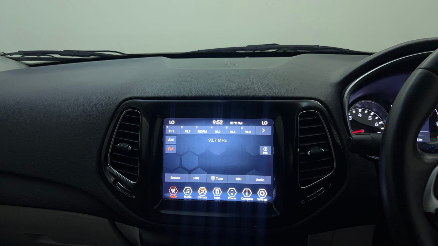 Used 2020 Jeep Compass Limited Plus Petrol AT Petrol Automatic top_features Integrated (in-dash) music system