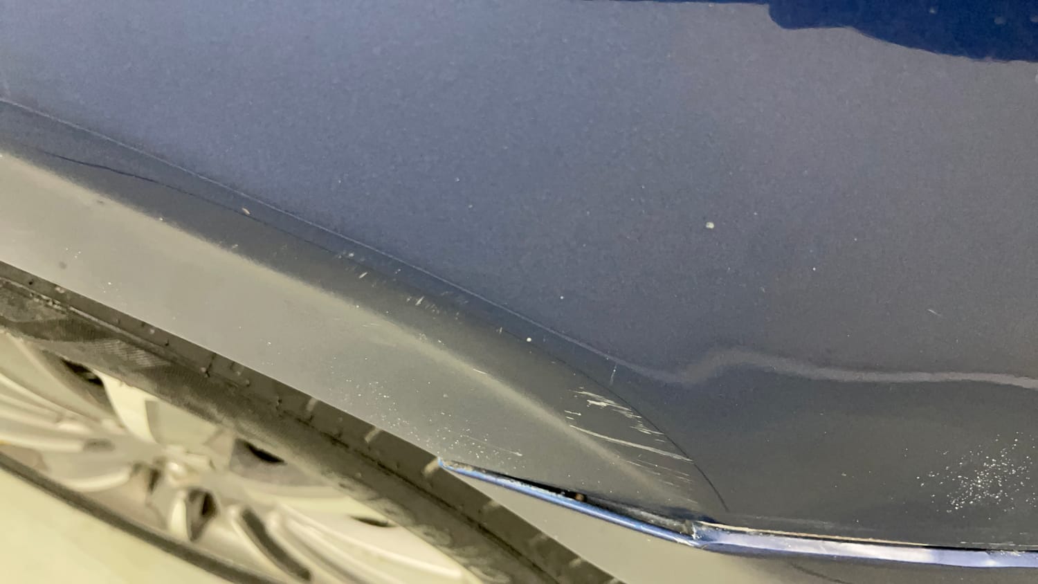 Used 2018 Maruti Suzuki Ciaz Alpha Hybrid 1.5 AT Petrol Automatic dents MINOR DENT