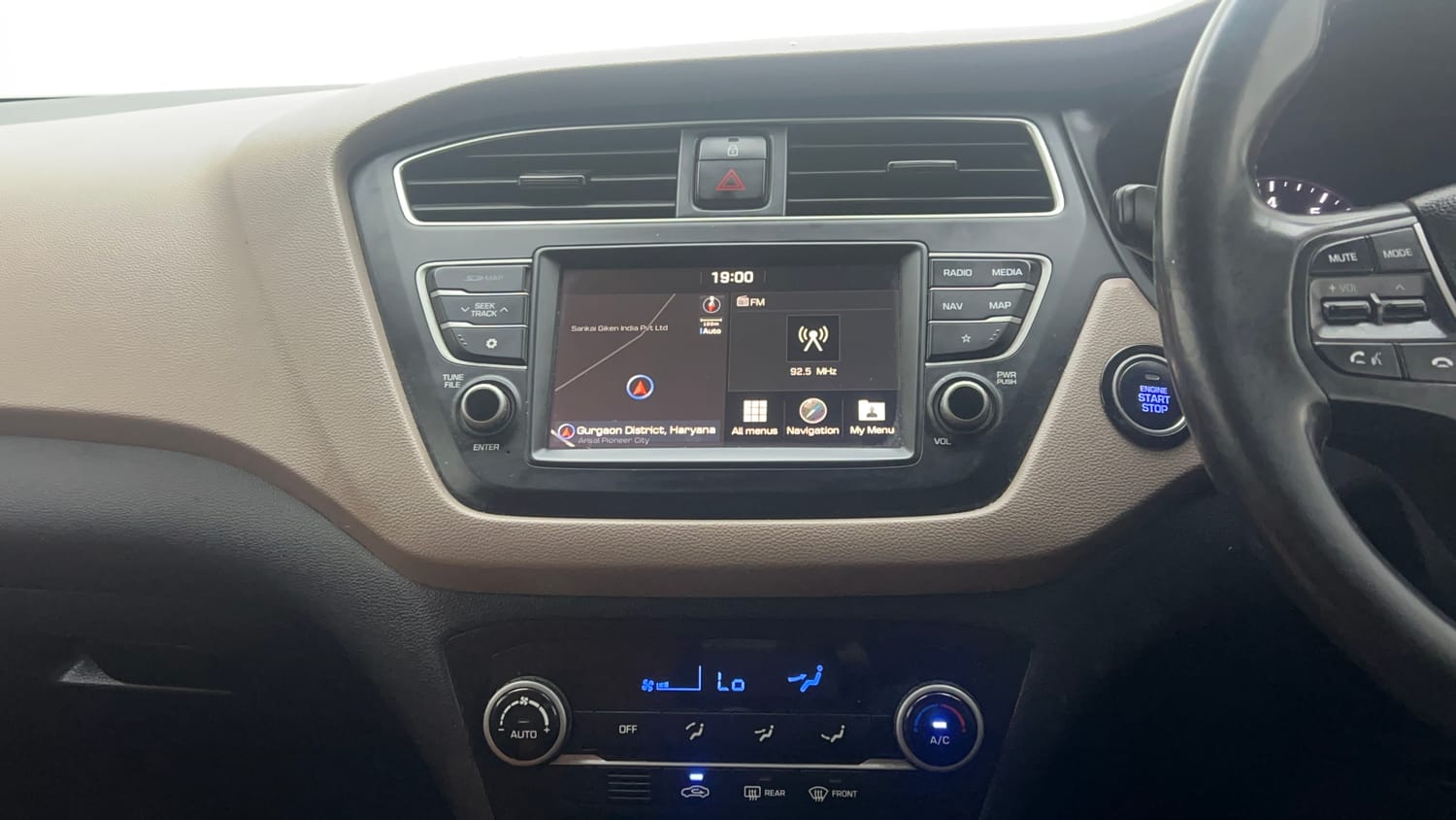 Used 2019 Hyundai Elite i20 Asta 1.2 (O) Petrol Manual interior MUSIC SYSTEM & AC CONTROL VIEW