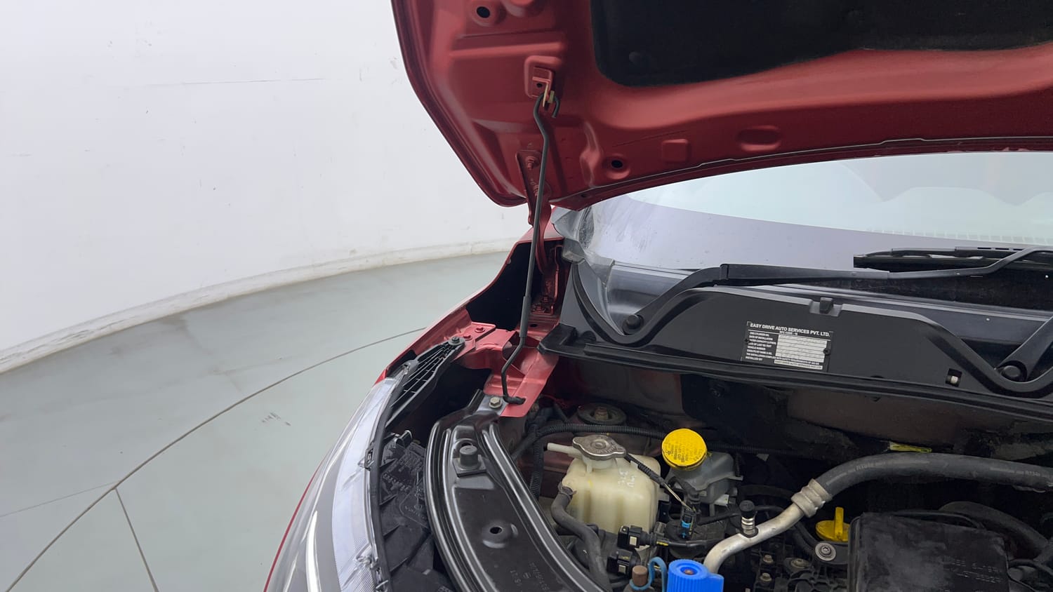 Used 2021 Nissan Magnite XV Premium Petrol + CNG(Outside Fitted) Cng Manual engine ENGINE RIGHT SIDE HINGE & APRON VIEW