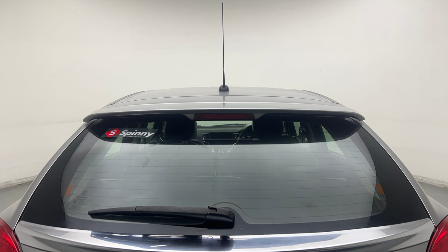 Used 2018 Maruti Suzuki Baleno Zeta 1.2 Petrol Manual exterior BACK WINDSHIELD VIEW