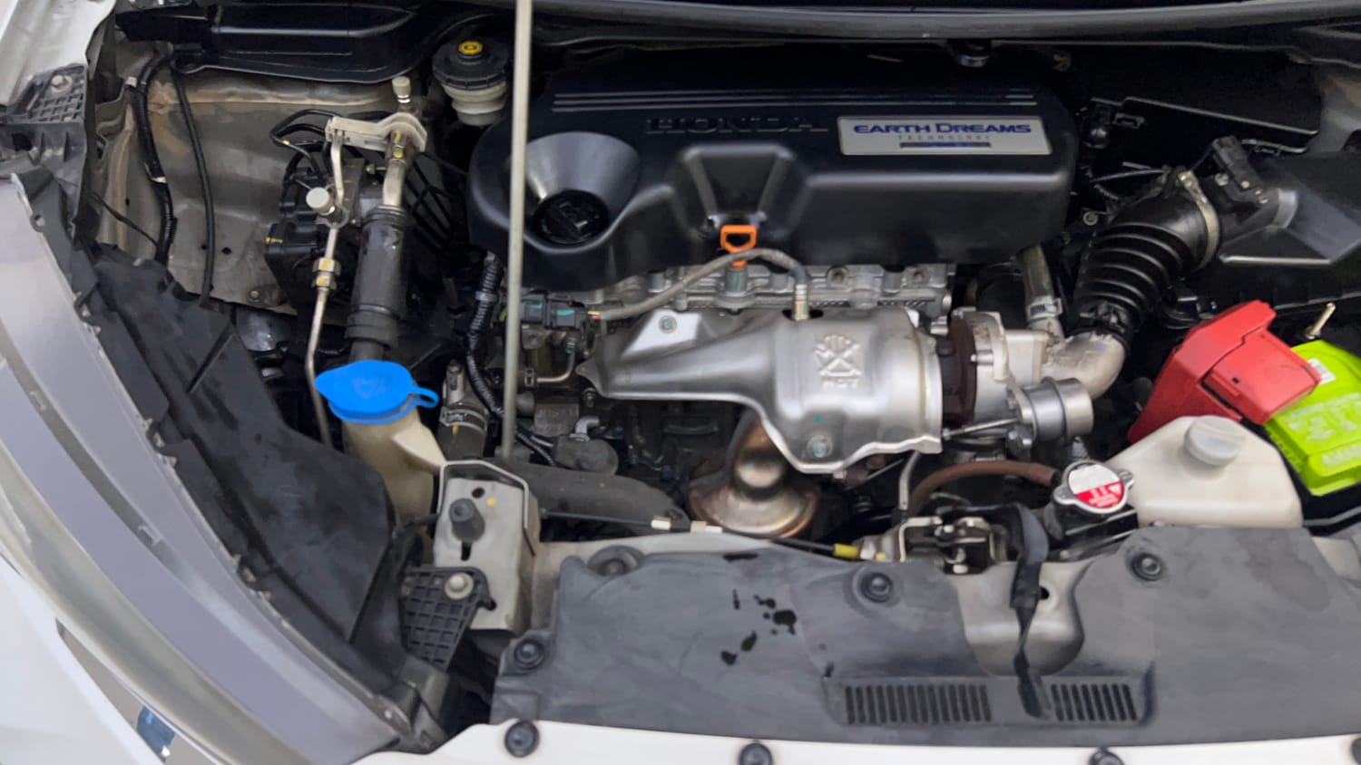 Used 2017 Honda WR-V VX MT Diesel Diesel Manual engine ENGINE RIGHT SIDE VIEW