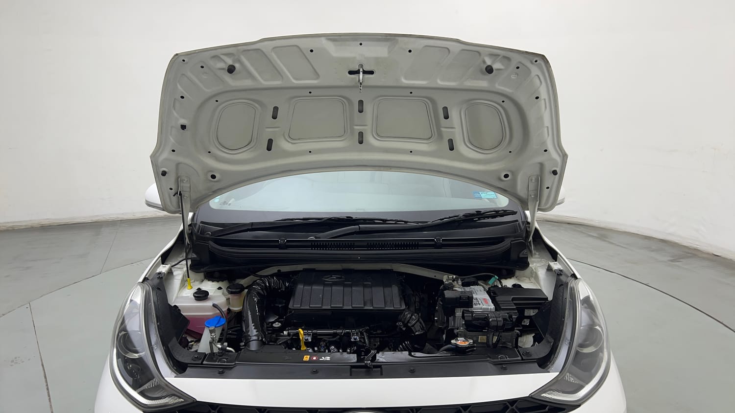 Used 2024 Hyundai Aura SX Plus 1.2 AMT Petrol Petrol Automatic engine ENGINE & BONNET OPEN FRONT VIEW