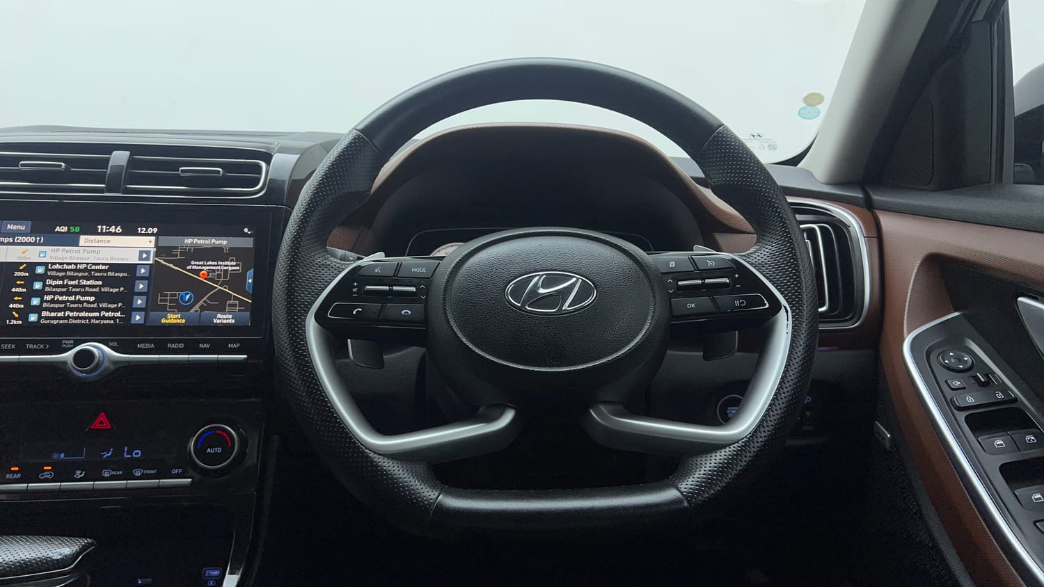 Used 2022 Hyundai Alcazar Signature (O) 6 STR 1.5 Diesel AT Diesel Automatic interior STEERING VIEW