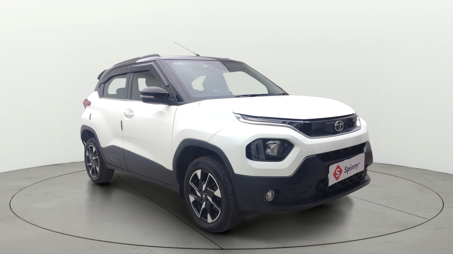 Used 2022 Tata Punch Creative Dual Tone Petrol Manual exterior RIGHT FRONT CORNER VIEW