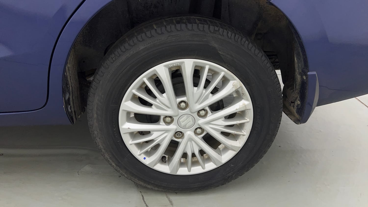 Used 2018 Maruti Suzuki New Ertiga ZXi AT Petrol Automatic tyres LEFT REAR TYRE RIM VIEW