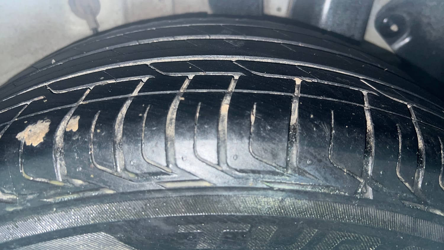 Used 2019 Hyundai Elite i20 Asta 1.2 (O) Petrol Manual tyres LEFT REAR TYRE TREAD VIEW