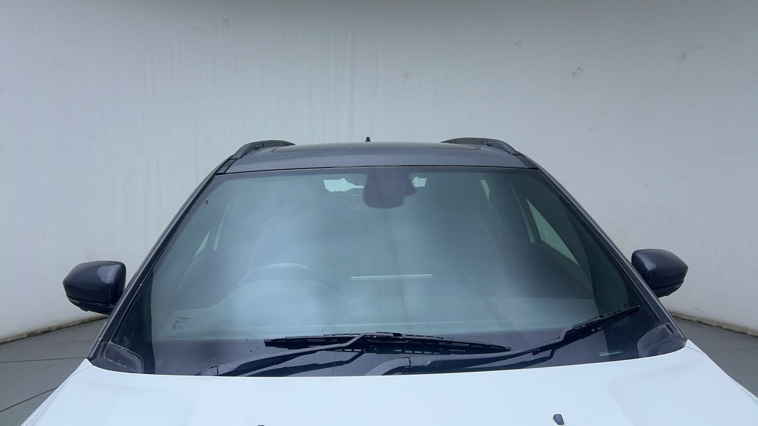 Used 2021 Jeep Compass Model S (O) Diesel 4x4 AT Diesel Automatic exterior FRONT WINDSHIELD VIEW