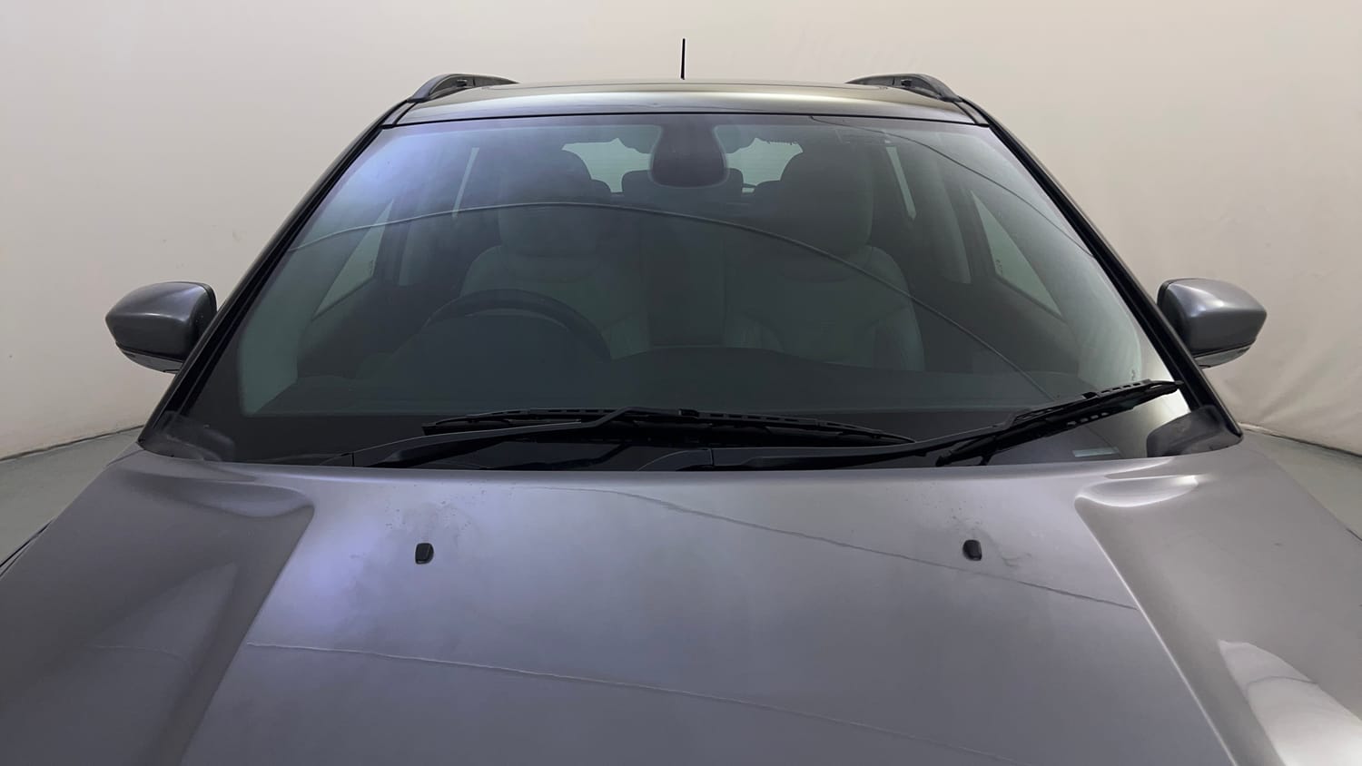 Used 2020 Jeep Compass Limited Plus Petrol AT Petrol Automatic exterior FRONT WINDSHIELD VIEW
