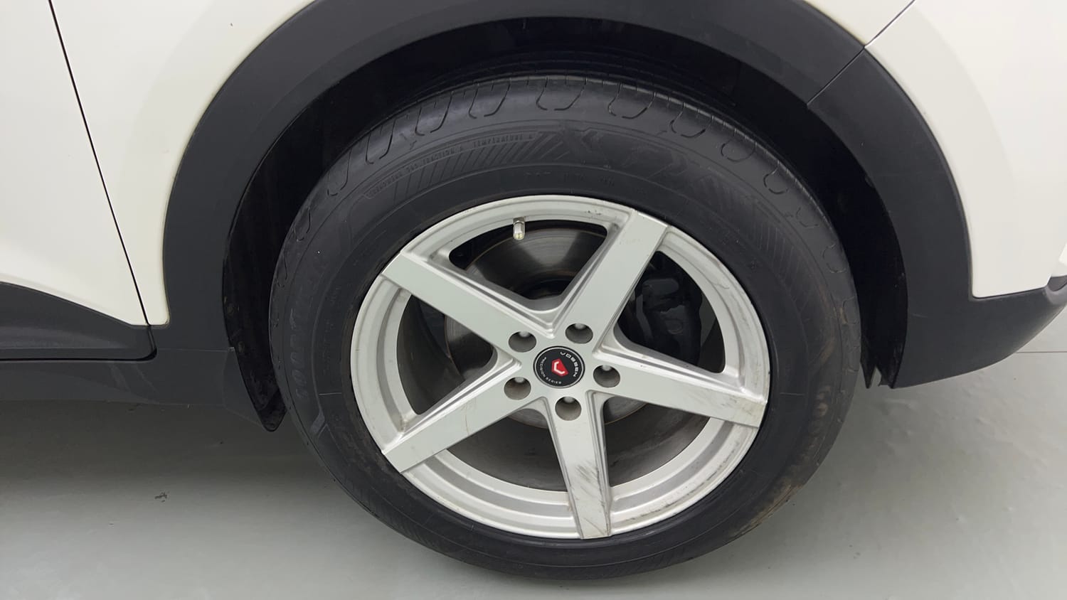 Used 2018 Hyundai Creta SX 1.6 AT Petrol Petrol Automatic tyres RIGHT FRONT TYRE RIM VIEW