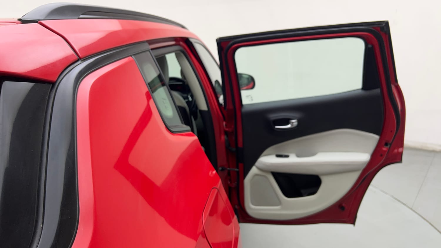 Used 2020 Jeep Compass Sport Plus 1.4 Petrol Petrol Manual interior RIGHT REAR DOOR OPEN VIEW