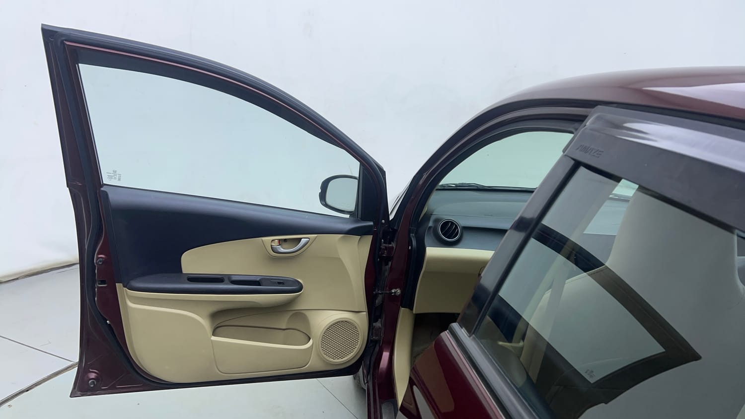 Used 2015 Honda Amaze 1.2 VX  (O)  i-VTEC Petrol Manual interior LEFT FRONT DOOR OPEN VIEW