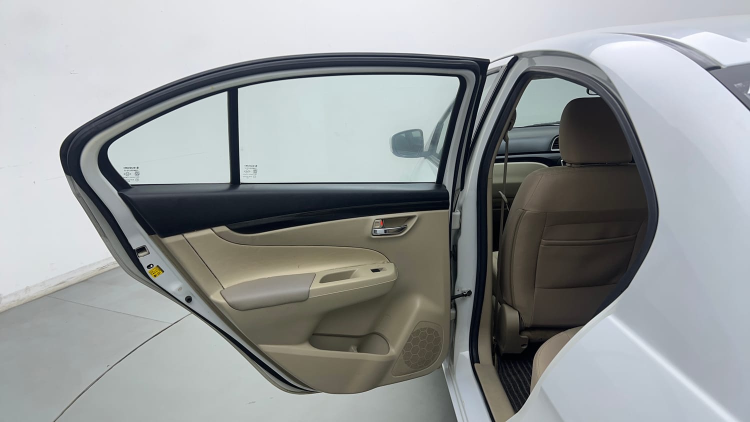Used 2016 Maruti Suzuki Ciaz VXi+ AT Petrol Automatic interior LEFT REAR DOOR OPEN VIEW