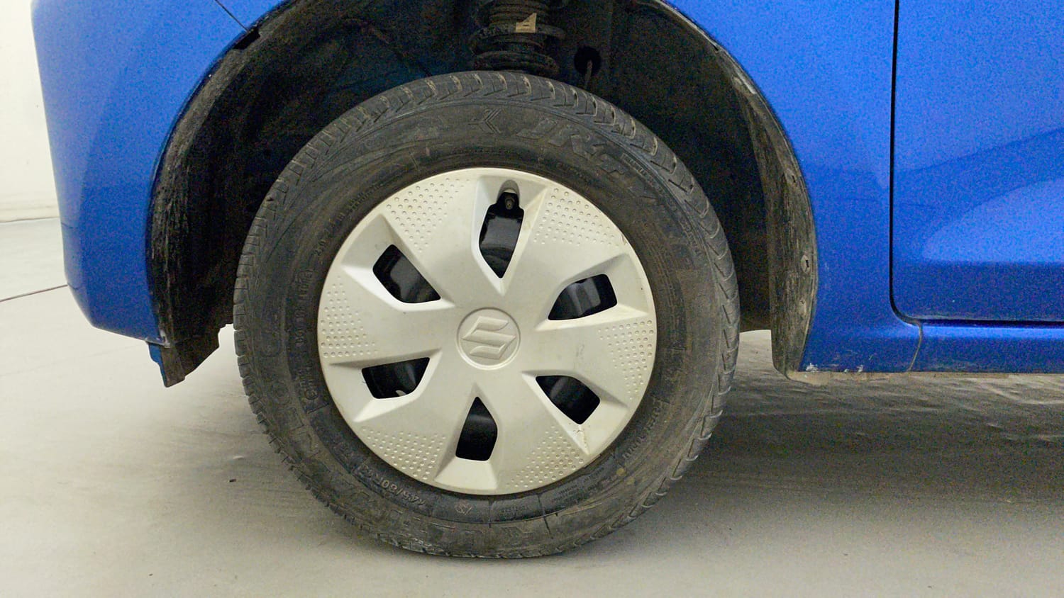 Used 2024 Maruti Suzuki Alto K10 VXi Plus Petrol Manual tyres LEFT FRONT TYRE RIM VIEW
