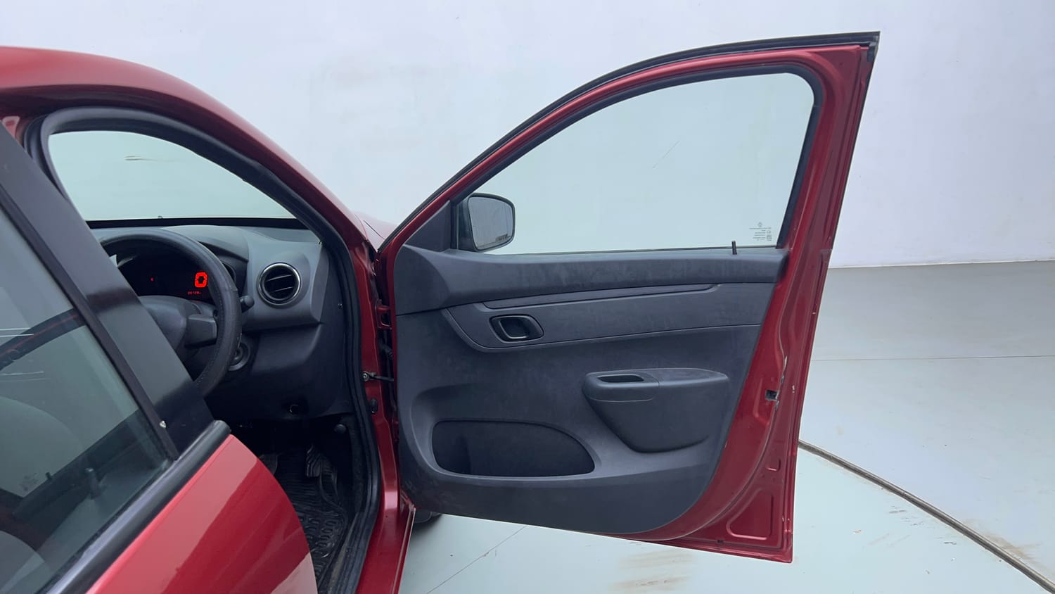 Used 2016 Renault Kwid RXT Petrol Manual interior RIGHT FRONT DOOR OPEN VIEW