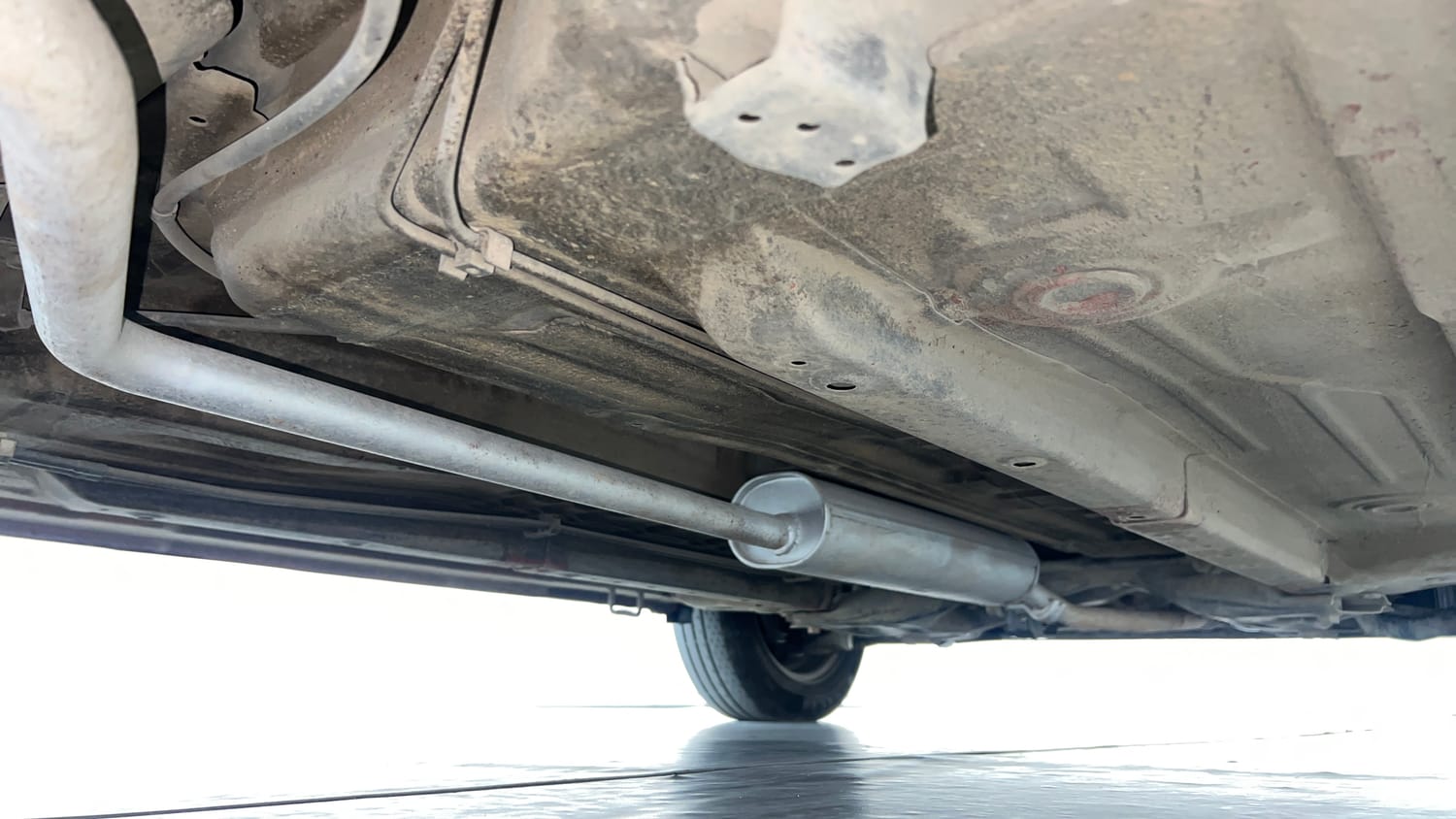 Used 2019 Maruti Suzuki Celerio ZXi Petrol Manual extra REAR RIGHT UNDERBODY VIEW
