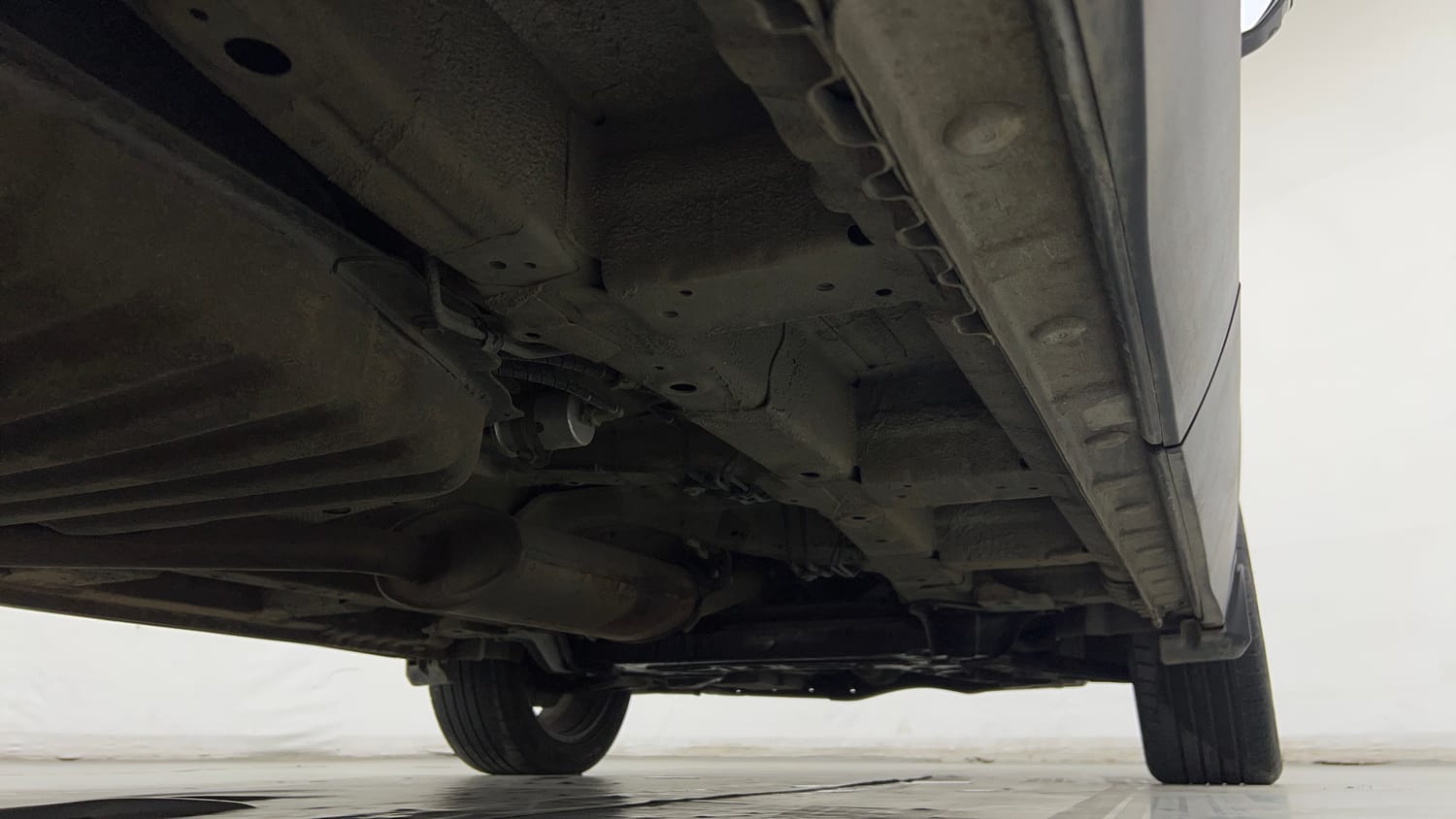 Used 2022 MG Motors Hector Sharp 1.5 Petrol CVT Petrol Automatic extra REAR RIGHT UNDERBODY VIEW