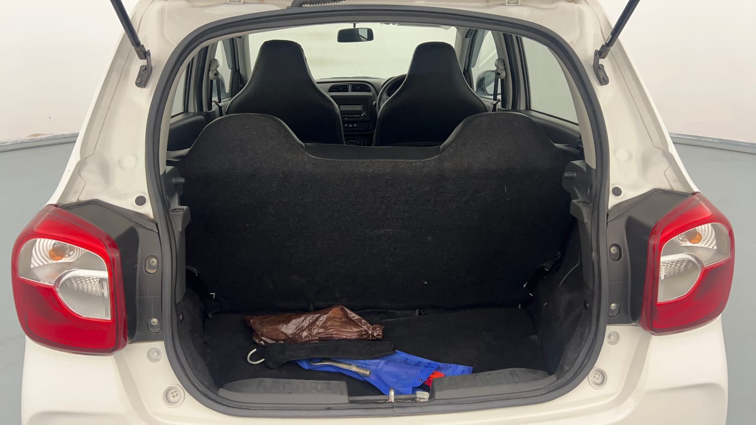 Used 2023 Maruti Suzuki Alto K10 VXi AGS Petrol Automatic interior DICKY INSIDE VIEW
