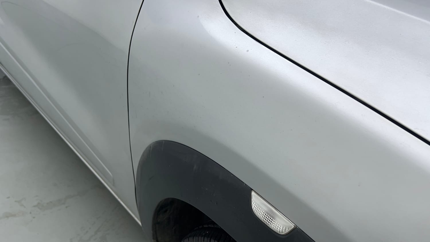 Used 2020 Renault Kwid 1.0 RXT AMT Opt Petrol Automatic dents MINOR DENT