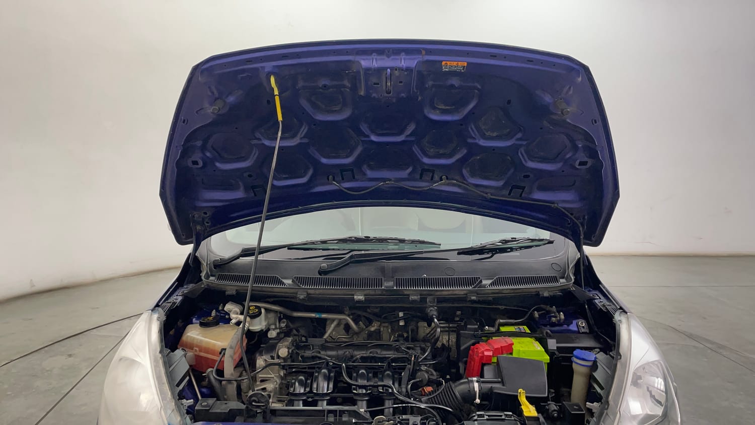 Used 2016 Ford Figo Titanium 1.2 Ti-VCT Petrol Manual engine ENGINE & BONNET OPEN FRONT VIEW