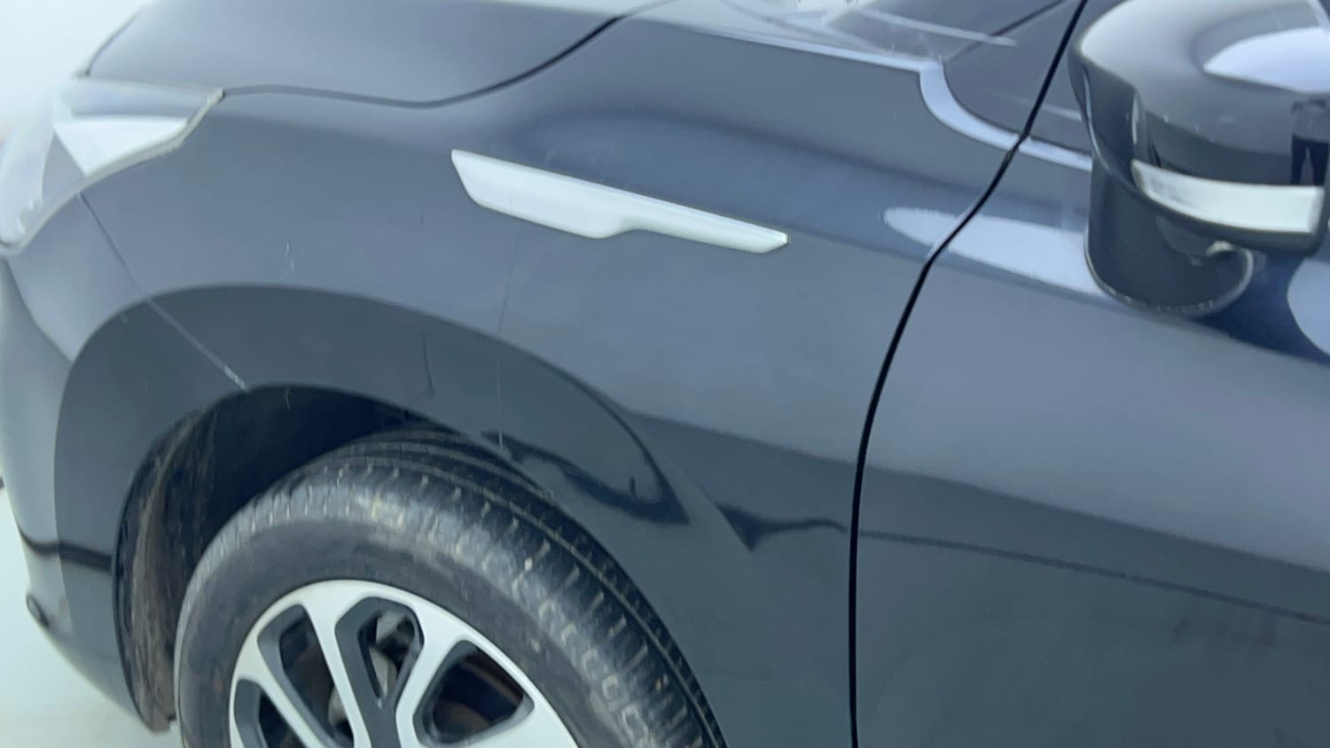 Used 2024 Maruti Suzuki Baleno Alpha AGS Petrol Automatic dents MINOR SCRATCH