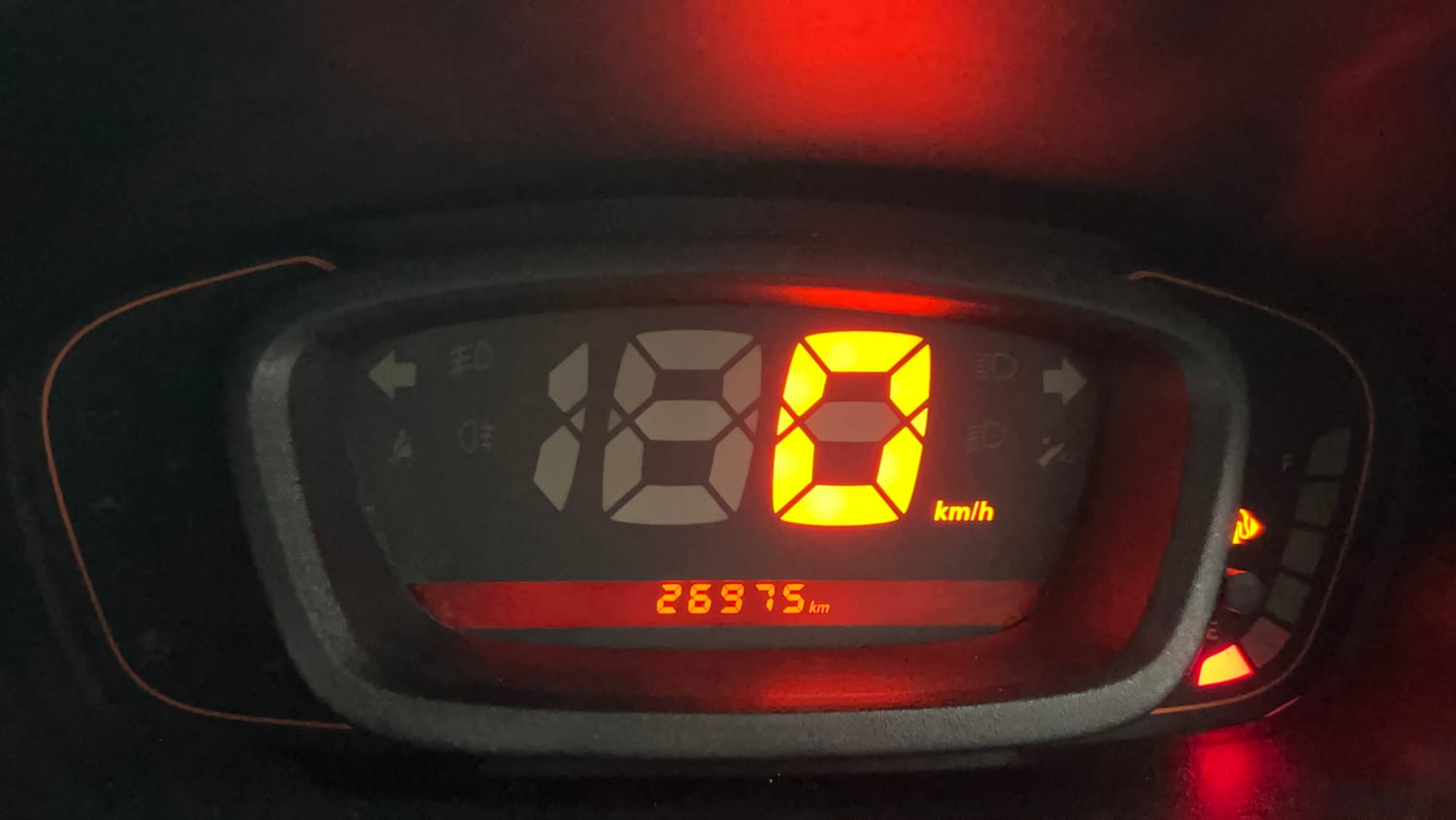 Used 2019 Renault Kwid RXT (O) 1.0 SCE Edition Petrol Manual interior CLUSTERMETER VIEW