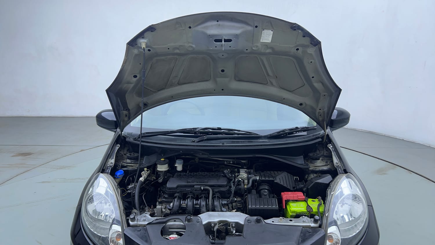 Used 2014 Honda Brio S MT Petrol Manual engine ENGINE & BONNET OPEN FRONT VIEW