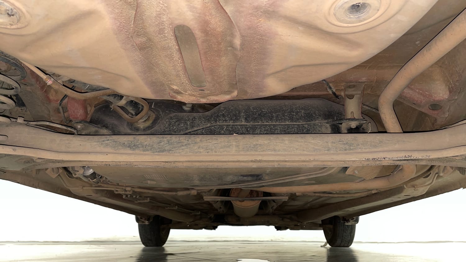 Used 2017 Maruti Suzuki Dzire VXi AMT Petrol Automatic extra REAR UNDERBODY VIEW (TAKEN FROM REAR)