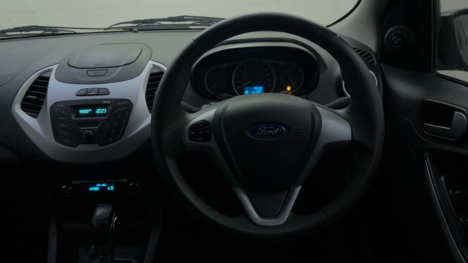 Used 2016 Ford Figo Titanium 1.5 Ti-VCT AT Petrol Automatic interior STEERING VIEW