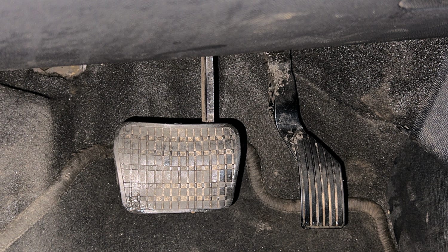 Used 2024 tata Nexon Fearless S 1.2 Revotron Petrol 7DCA Dual Tone Petrol Automatic interior PEDALS VIEW