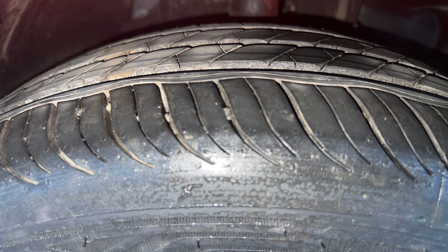 Used 2020 Tata Tiago XZA Plus Dual Tone Petrol Automatic tyres RIGHT FRONT TYRE TREAD VIEW