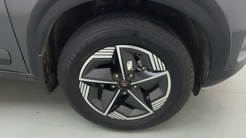 Used 2024 Tata Nexon Creative Plus 1.2 Revotron Petrol 7DCA Petrol Automatic tyres RIGHT FRONT TYRE RIM VIEW