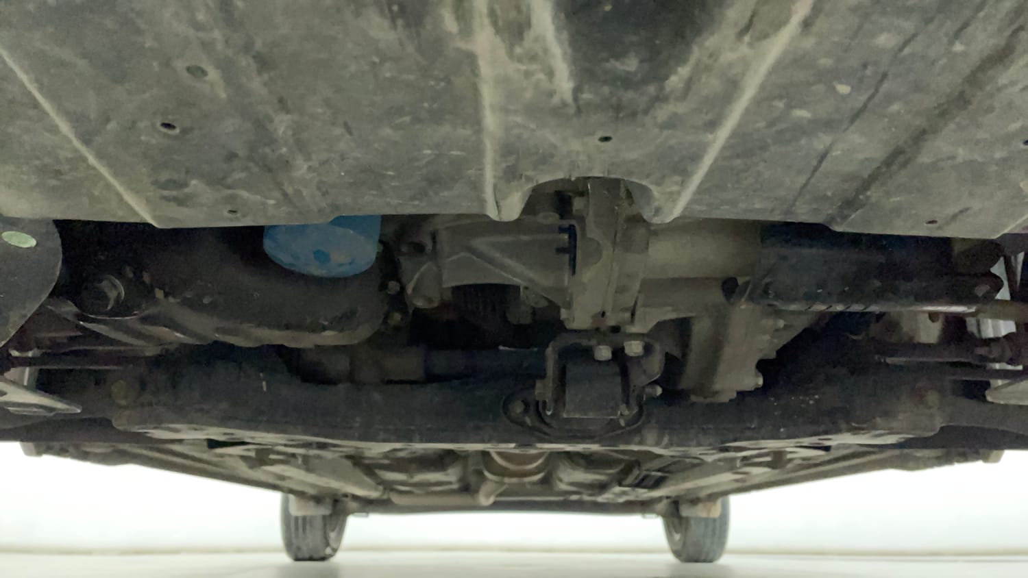 Used 2020 Hyundai Grand i10 Nios Sportz AMT 1.2 Kappa VTVT Petrol Automatic extra FRONT LEFT UNDERBODY VIEW