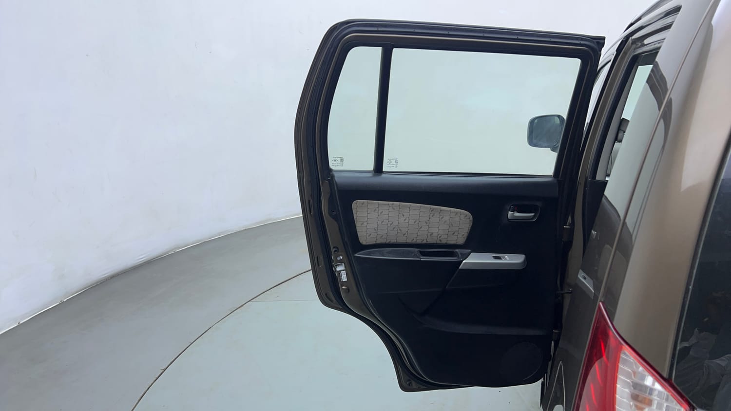 Used 2013 Maruti Suzuki Wagon R VXI Petrol Manual interior LEFT REAR DOOR OPEN VIEW