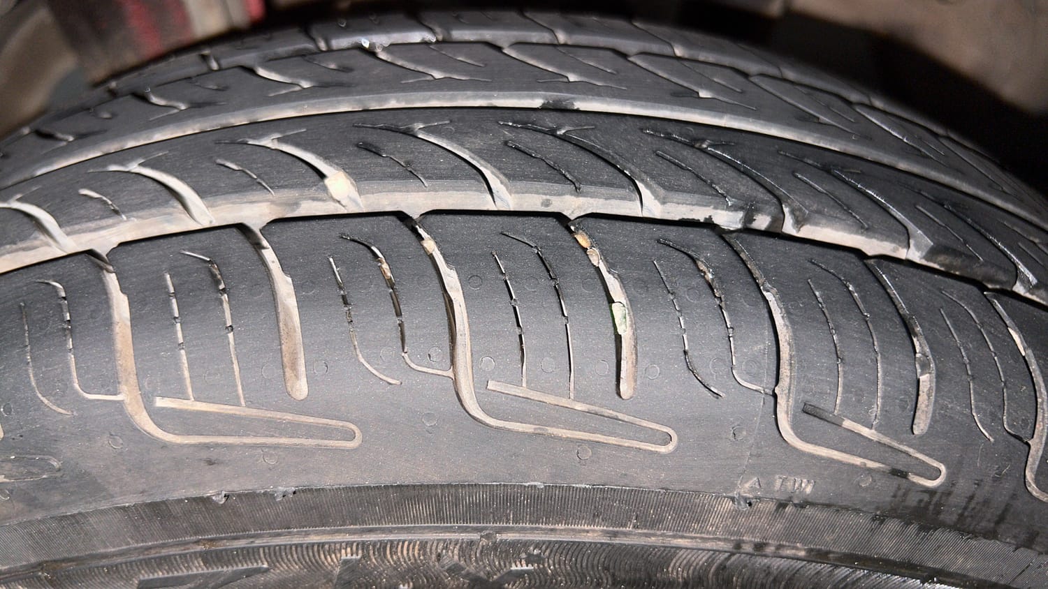 Used 2016 Maruti Suzuki Alto 800 VXi Petrol Manual tyres RIGHT REAR TYRE TREAD VIEW