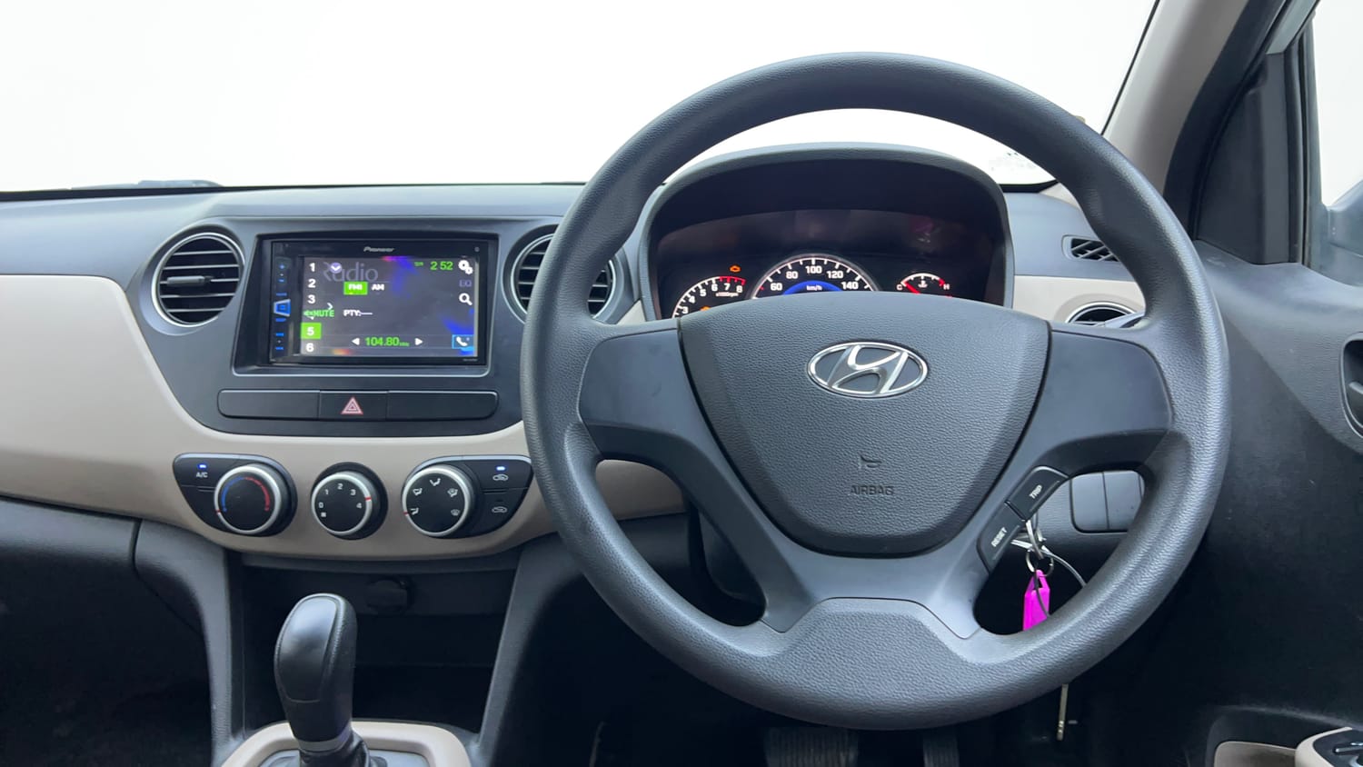 Used 2017 Hyundai Grand i10 Magna AT 1.2 Kappa VTVT Petrol Automatic interior STEERING VIEW