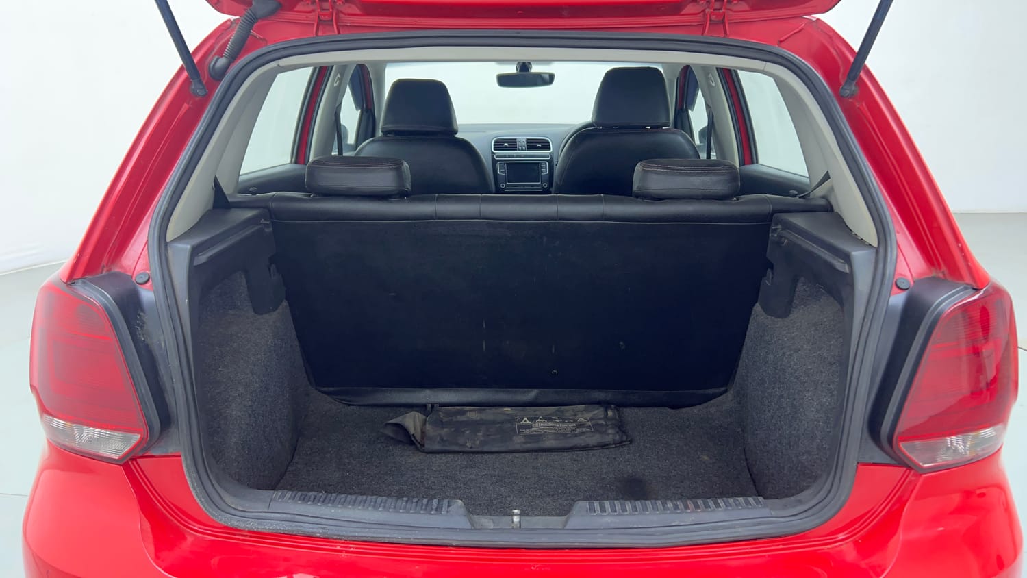 Used 2018 Volkswagen Polo GT TSI Petrol Automatic interior DICKY INSIDE VIEW