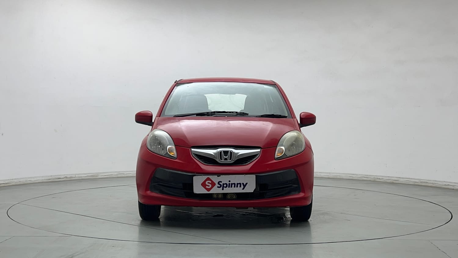 Used 2013 Honda Brio S MT Petrol Manual exterior FRONT VIEW