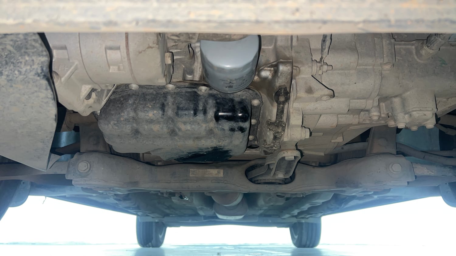 Used 2023 Skoda Slavia Style 1.0L TSI MT Petrol Manual extra FRONT LEFT UNDERBODY VIEW
