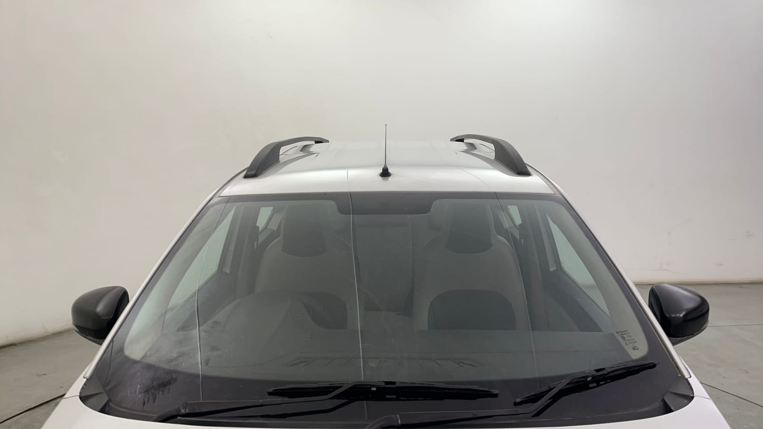Used 2022 Renault Triber RXT EASY-R AMT Petrol Automatic exterior FRONT WINDSHIELD VIEW