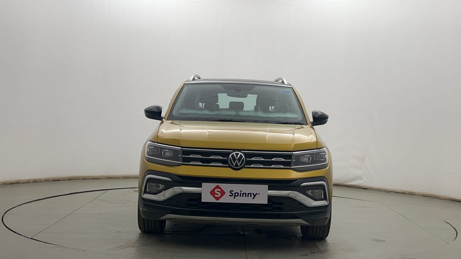 Used 2022 Volkswagen Taigun Topline 1.0 TSI MT Petrol Manual exterior FRONT VIEW