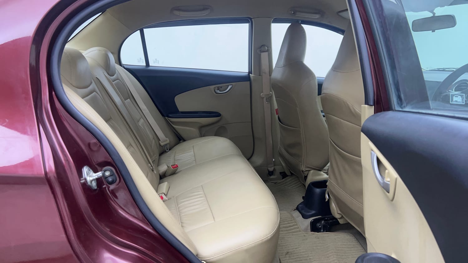 Used 2015 Honda Amaze 1.2 VX  (O)  i-VTEC Petrol Manual interior RIGHT SIDE REAR DOOR CABIN VIEW