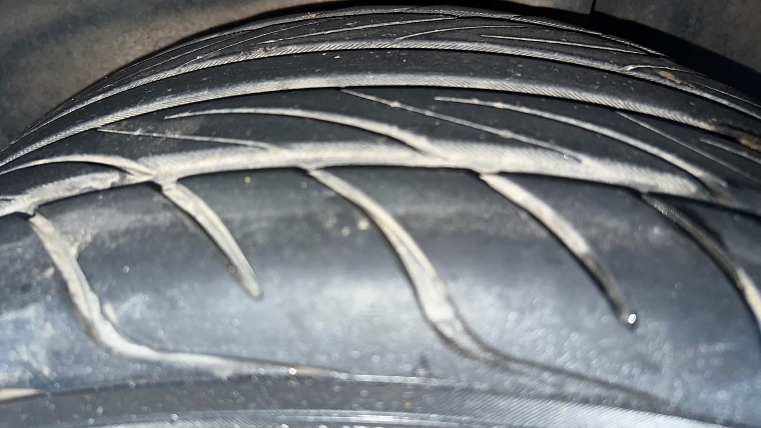 Used 2018 Volkswagen Polo GT TSI Petrol Automatic tyres LEFT REAR TYRE TREAD VIEW