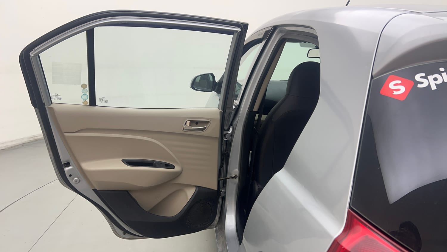 Used 2019 Hyundai Santro Sportz CNG Cng Manual interior LEFT REAR DOOR OPEN VIEW