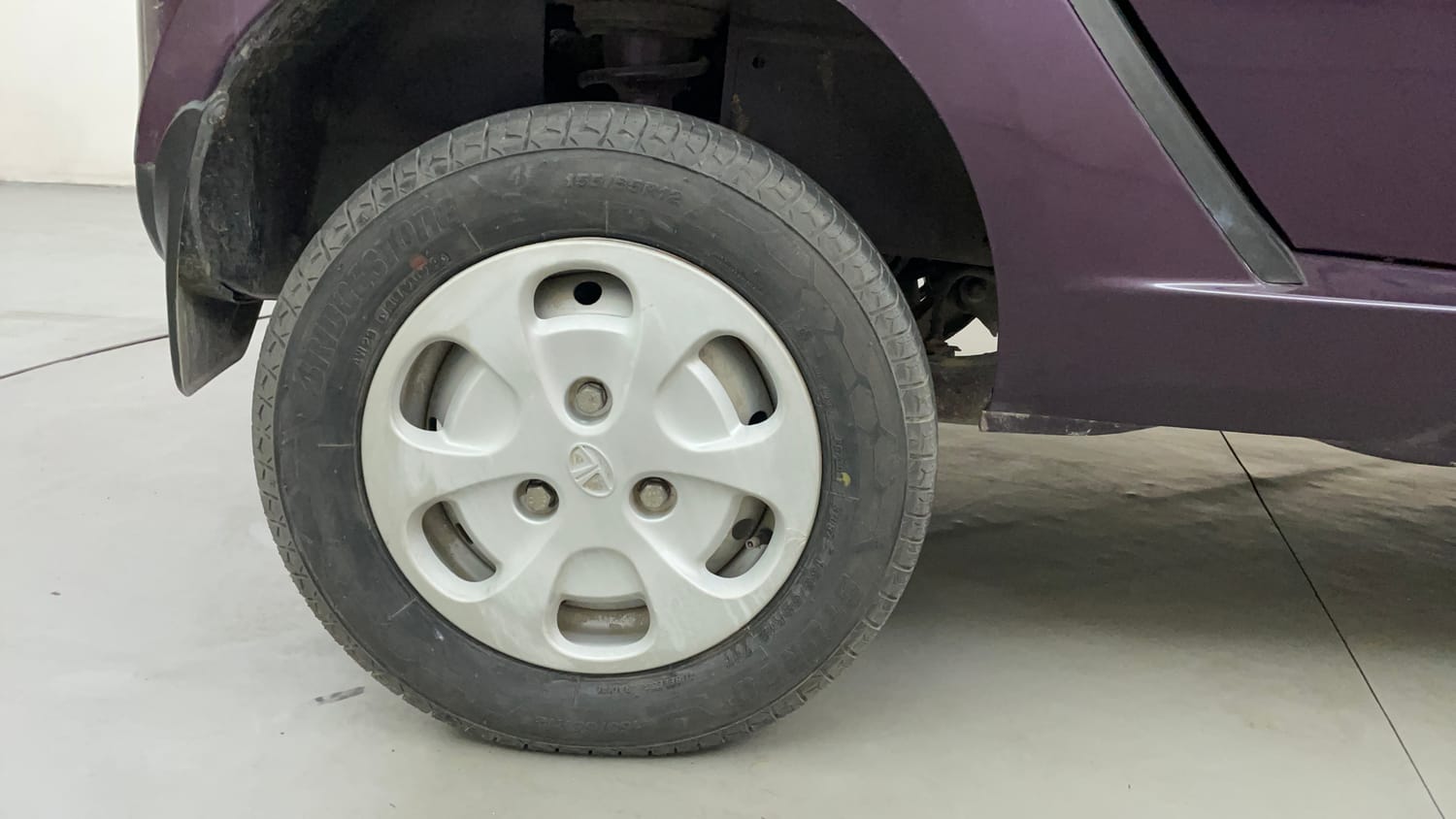 Used 2015 Tata Nano Twist XT Petrol Manual tyres RIGHT REAR TYRE RIM VIEW