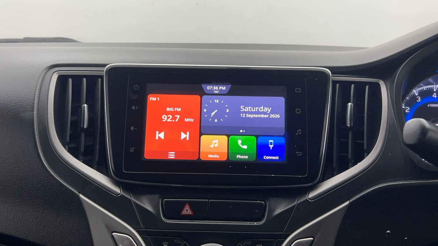 Used 2020 Maruti Suzuki Baleno Zeta Petrol Manual top_features Touch screen infotainment system
